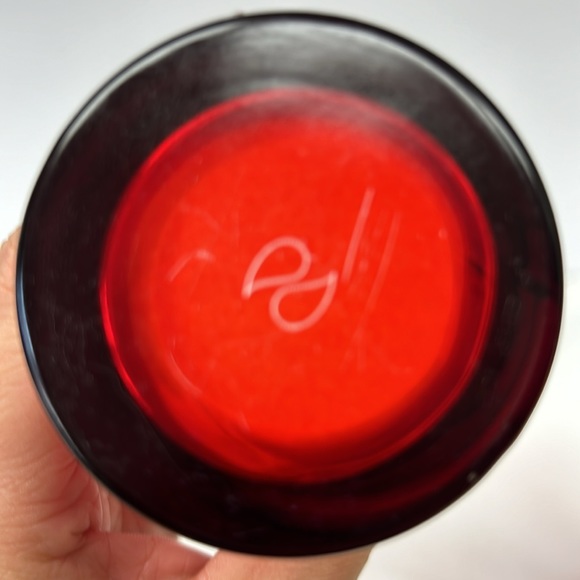 Set of 2 embossed  red “Coca Cola” drinking glasses - Picture 4 of 5